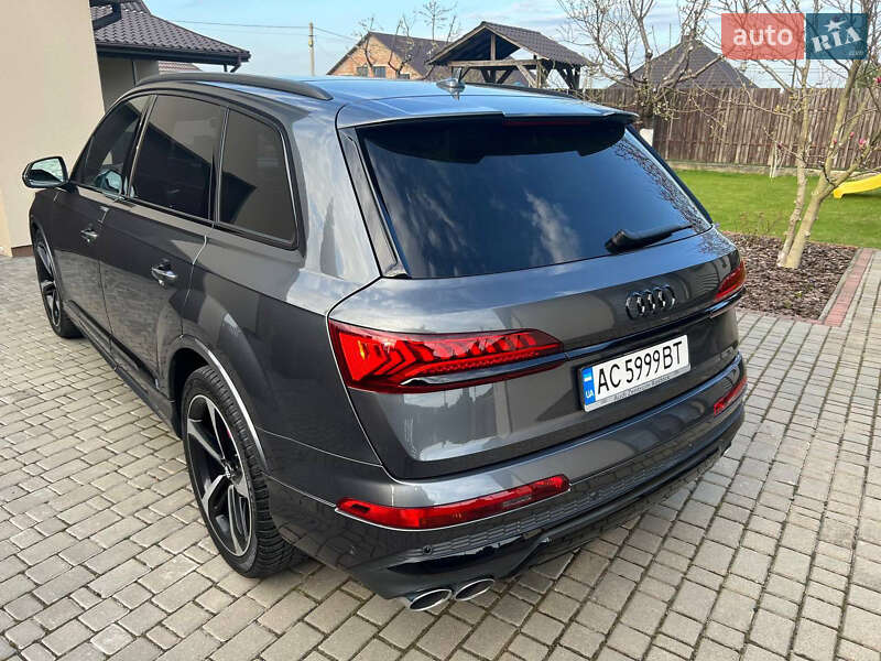 Внедорожник / Кроссовер Audi SQ7 2019 в Луцке