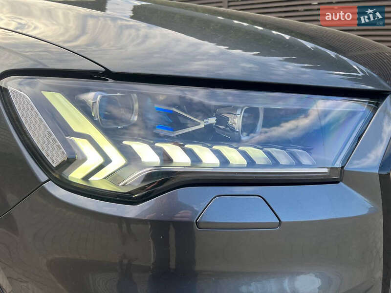 Внедорожник / Кроссовер Audi SQ7 2019 в Луцке