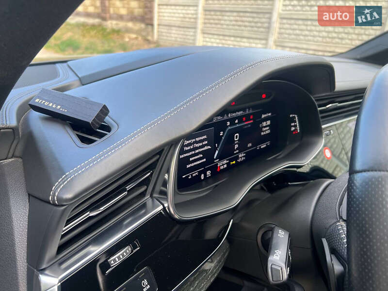 Внедорожник / Кроссовер Audi SQ7 2019 в Луцке