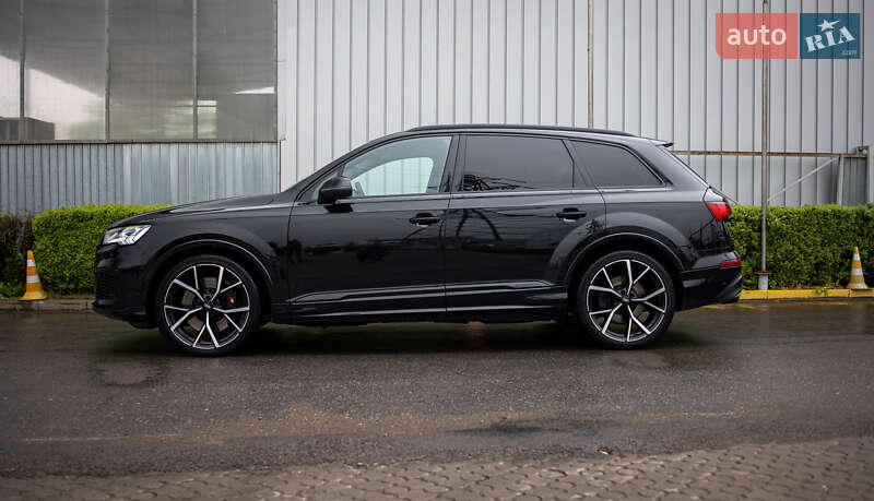 Внедорожник / Кроссовер Audi SQ7 2023 в Черновцах