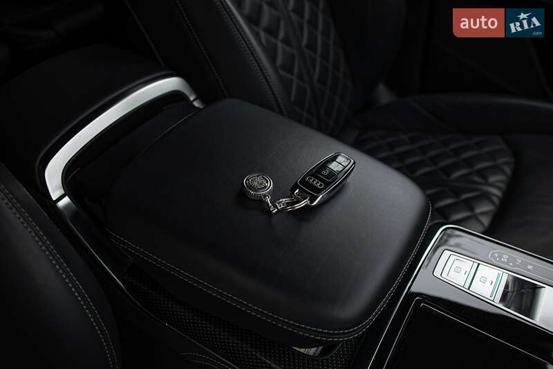 Внедорожник / Кроссовер Audi SQ7 2023 в Черновцах