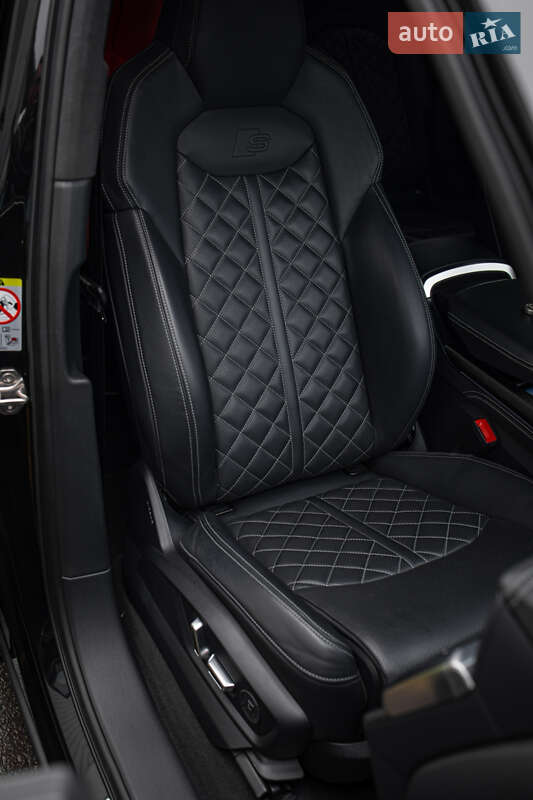 Внедорожник / Кроссовер Audi SQ7 2023 в Черновцах