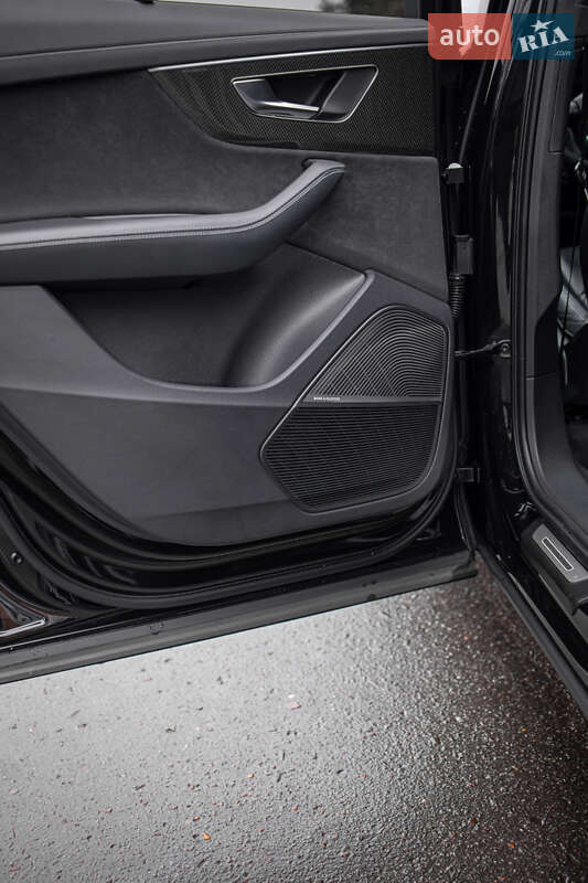 Внедорожник / Кроссовер Audi SQ7 2023 в Черновцах