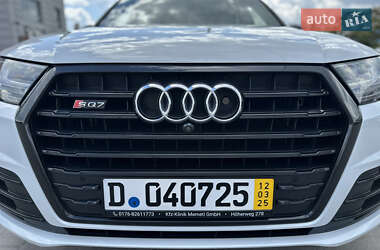 Внедорожник / Кроссовер Audi SQ7 2017 в 