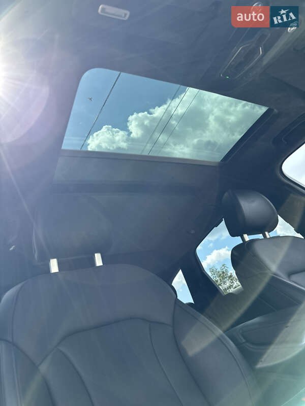Внедорожник / Кроссовер Audi SQ7 2017 в Ужгороде