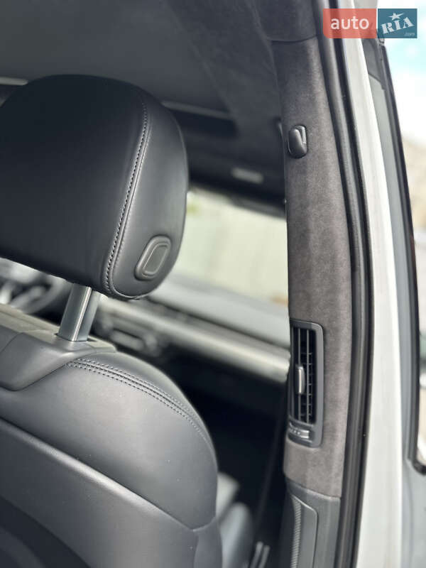 Внедорожник / Кроссовер Audi SQ7 2017 в Ужгороде