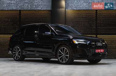 Внедорожник / Кроссовер Audi SQ7 2020 в 