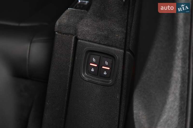 Внедорожник / Кроссовер Audi SQ7 2020 в Луцке