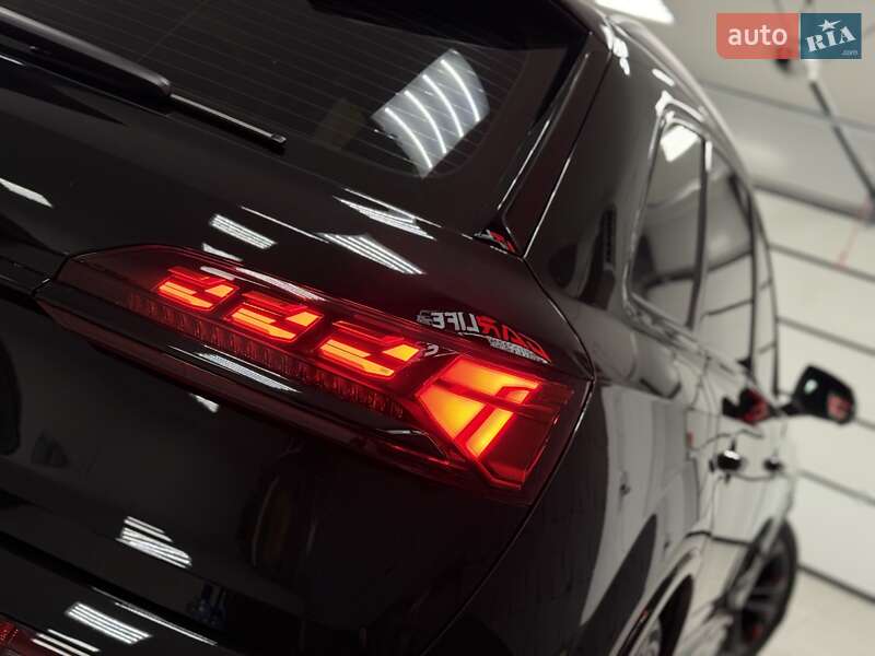 Внедорожник / Кроссовер Audi SQ7 2024 в Тернополе