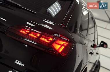 Внедорожник / Кроссовер Audi SQ7 2024 в 