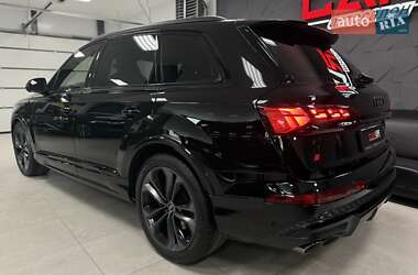 Внедорожник / Кроссовер Audi SQ7 2024 в 