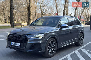 Внедорожник / Кроссовер Audi SQ7 2021 в Хмельницком
