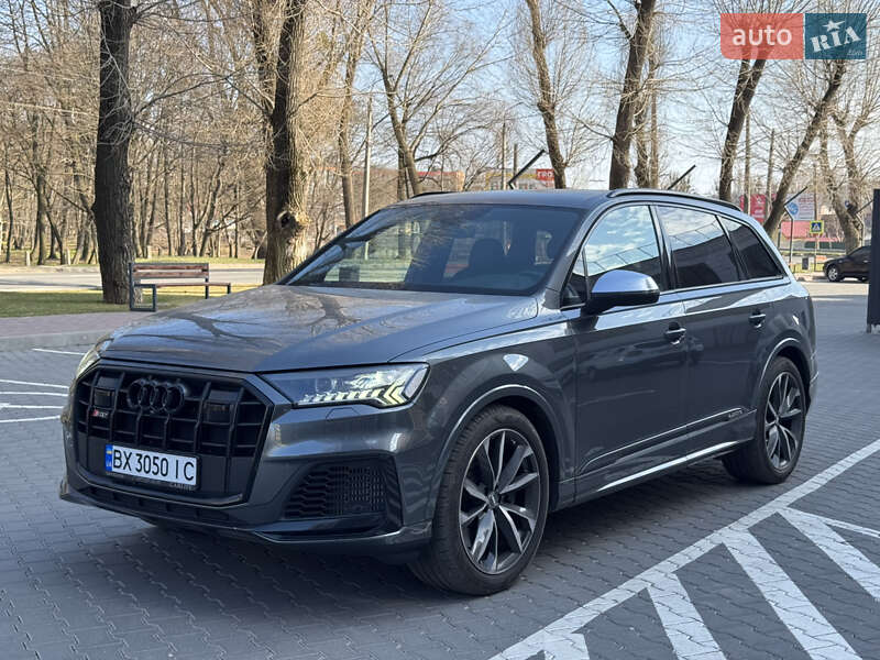 Внедорожник / Кроссовер Audi SQ7 2021 в 
