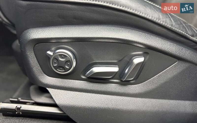 Внедорожник / Кроссовер Audi SQ7 2018 в Черновцах