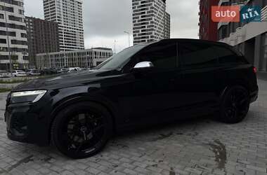 Внедорожник / Кроссовер Audi SQ7 2024 в 