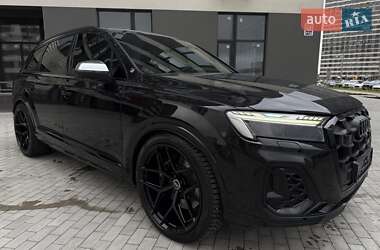 Внедорожник / Кроссовер Audi SQ7 2024 в 