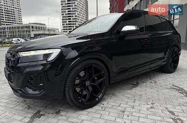 Внедорожник / Кроссовер Audi SQ7 2024 в 