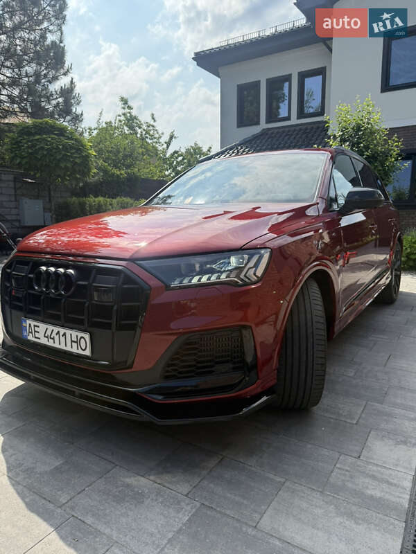 Внедорожник / Кроссовер Audi SQ7 2020 в Днепре