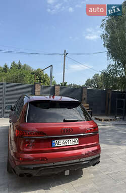 Внедорожник / Кроссовер Audi SQ7 2020 в 
