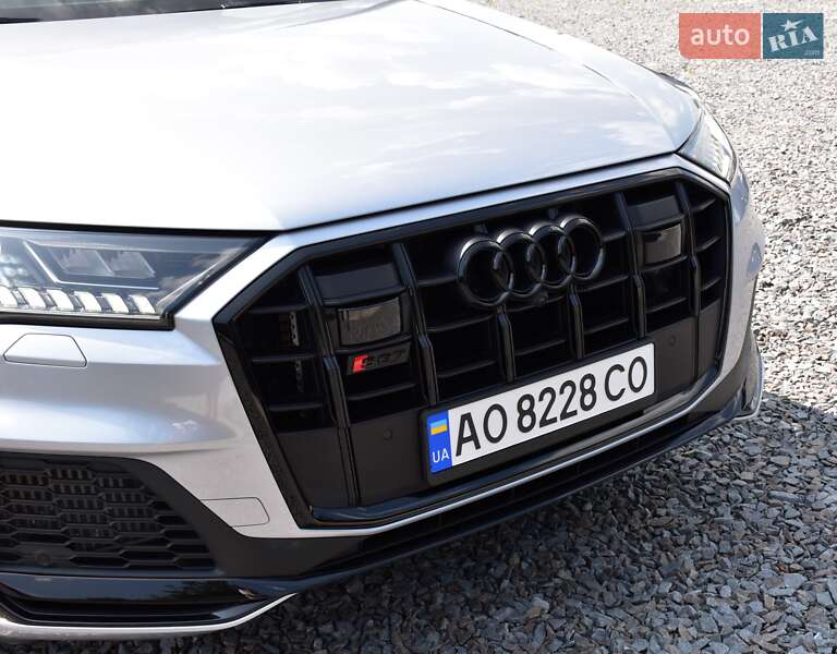 Внедорожник / Кроссовер Audi SQ7 2020 в Дрогобыче