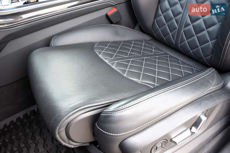 Внедорожник / Кроссовер Audi SQ7 2020 в Дрогобыче