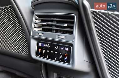 Внедорожник / Кроссовер Audi SQ7 2020 в 