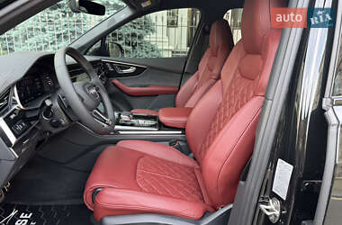 Внедорожник / Кроссовер Audi SQ7 2024 в 