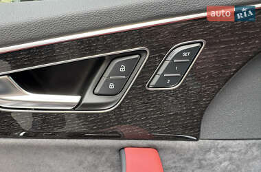 Внедорожник / Кроссовер Audi SQ7 2024 в 