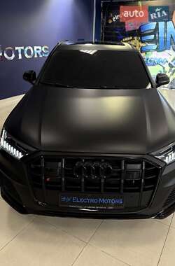 Позашляховик / Кросовер Audi SQ7 2020 в 