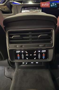 Позашляховик / Кросовер Audi SQ7 2020 в 