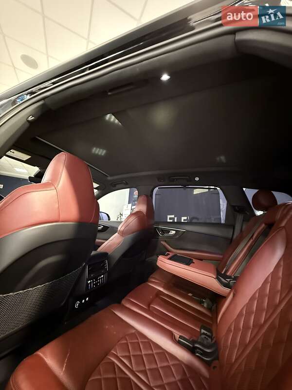 Позашляховик / Кросовер Audi SQ7 2020 в Кропивницькому