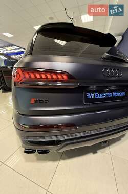 Позашляховик / Кросовер Audi SQ7 2020 в 