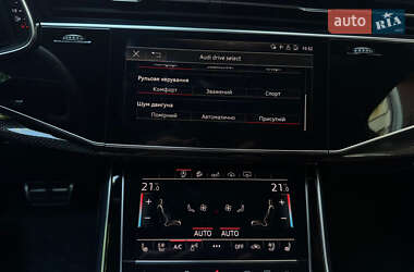 Внедорожник / Кроссовер Audi SQ7 2020 в 