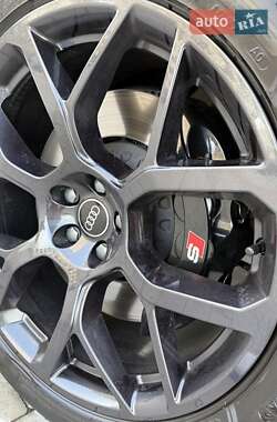 Внедорожник / Кроссовер Audi SQ7 2024 в 