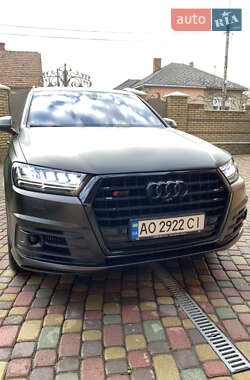 Внедорожник / Кроссовер Audi SQ7 2017 в 