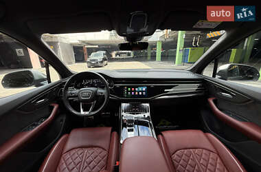 Внедорожник / Кроссовер Audi SQ7 2021 в 