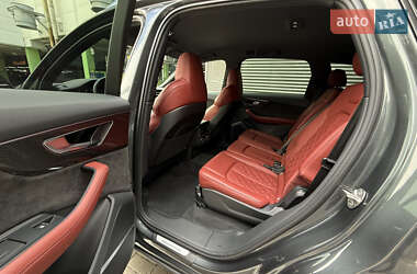 Внедорожник / Кроссовер Audi SQ7 2021 в 