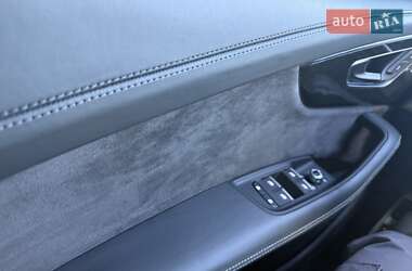 Внедорожник / Кроссовер Audi SQ7 2022 в 