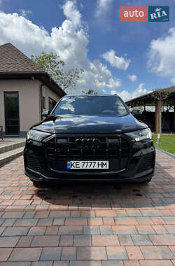 Внедорожник / Кроссовер Audi SQ7 2021 в 