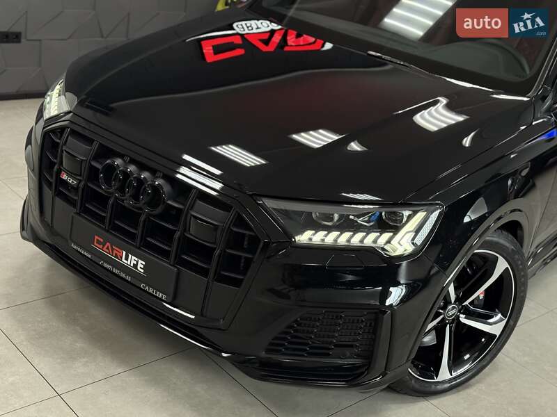 Внедорожник / Кроссовер Audi SQ7 2021 в Тернополе