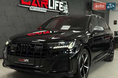 Внедорожник / Кроссовер Audi SQ7 2021 в 