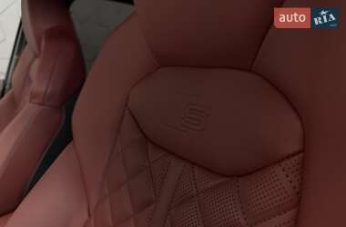 Внедорожник / Кроссовер Audi SQ7 2021 в 