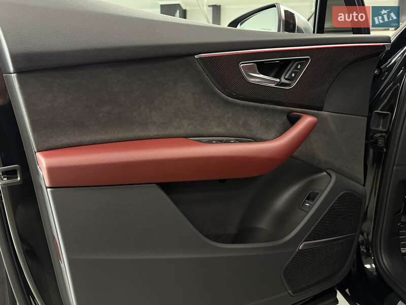 Внедорожник / Кроссовер Audi SQ7 2021 в Тернополе