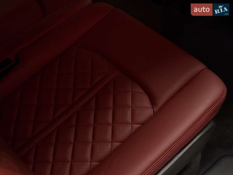 Внедорожник / Кроссовер Audi SQ7 2021 в Тернополе