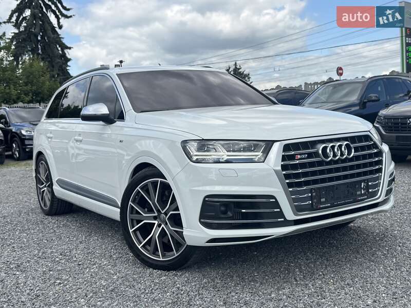 Внедорожник / Кроссовер Audi SQ7 2017 в Тернополе