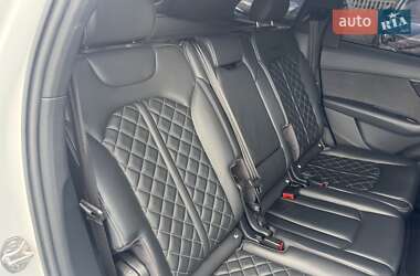 Внедорожник / Кроссовер Audi SQ7 2017 в 