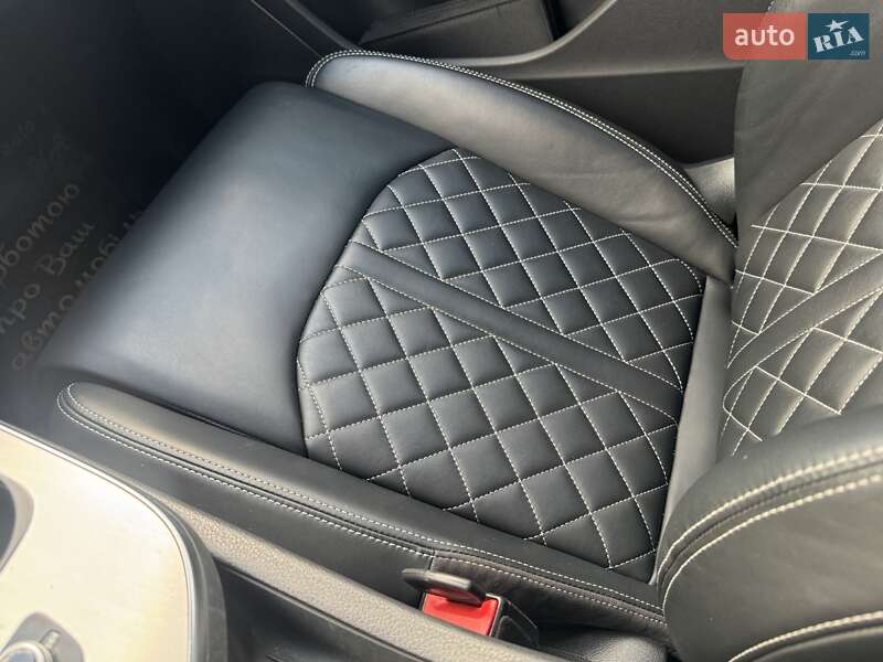 Внедорожник / Кроссовер Audi SQ7 2017 в Тернополе
