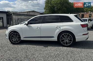 Внедорожник / Кроссовер Audi SQ7 2017 в 