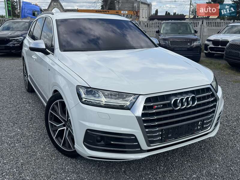 Внедорожник / Кроссовер Audi SQ7 2017 в Тернополе
