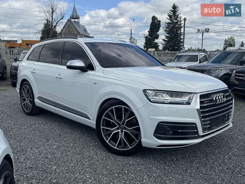Внедорожник / Кроссовер Audi SQ7 2017 в Тернополе